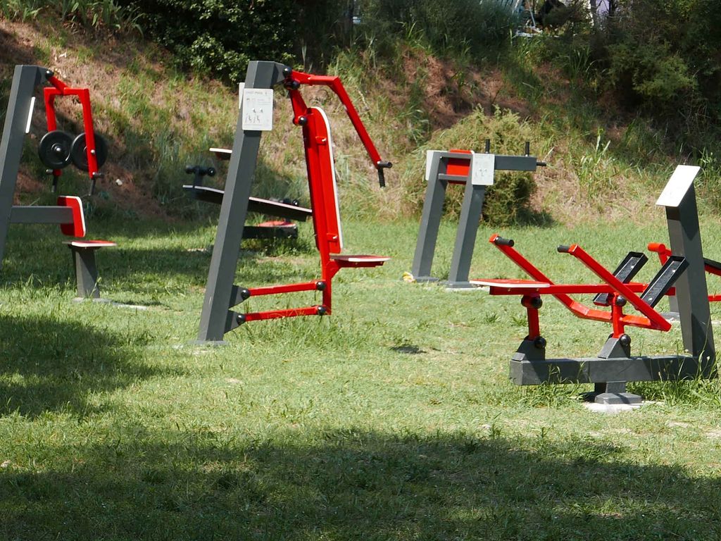 Mobilehome mit Tischtennis und Freibad