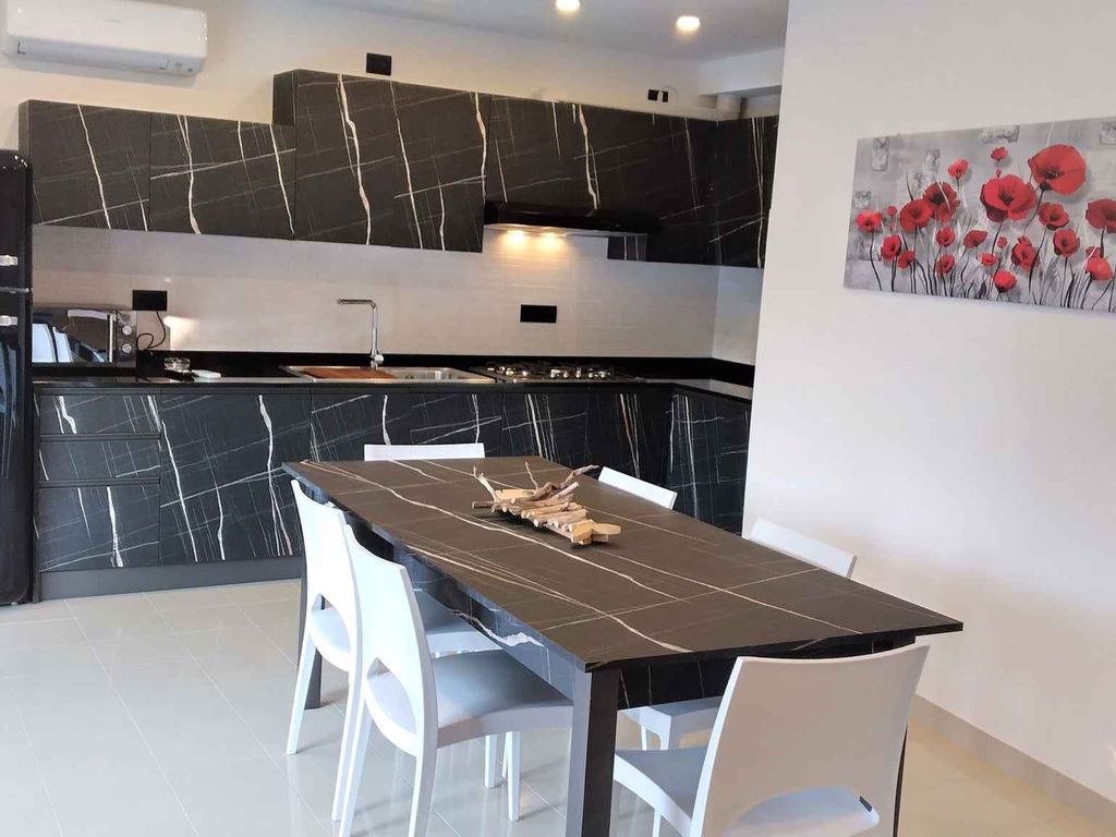 Ferienwohnung mit Klimaanlage und Whirlpool