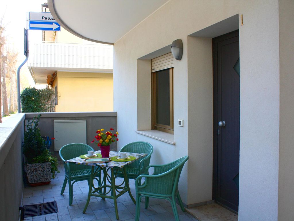 Ferienwohnung mit Klimaanlage und Balkon oder Terrasse