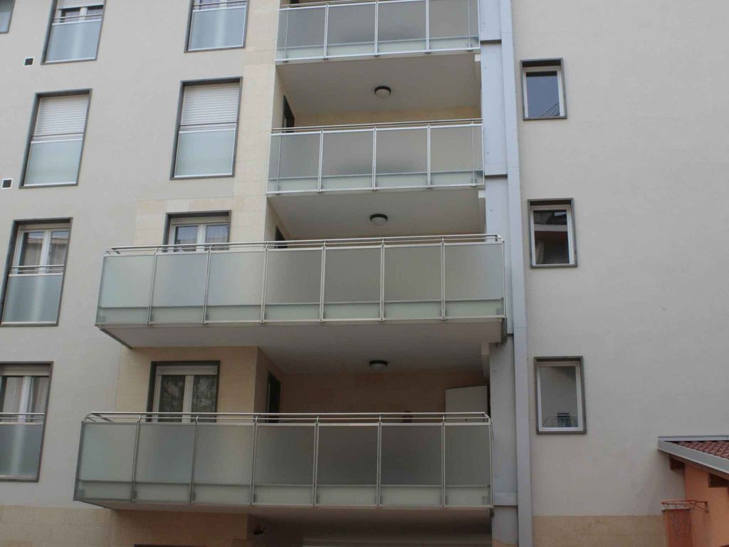 Ferienwohnung mit Balkon und Klimaanlage