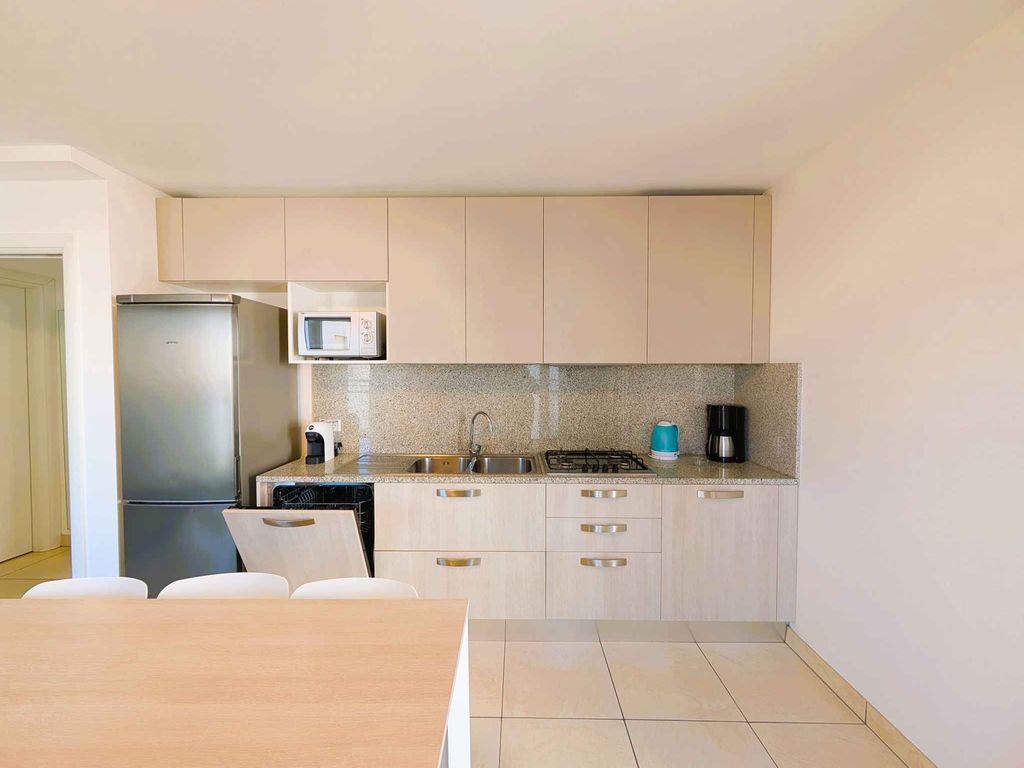 Ferienwohnung mit Balkon und Klimaanlage