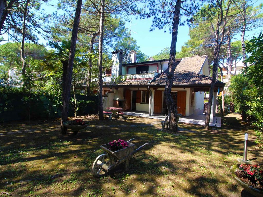 Ferienwohnung mit Terrasse und Garten