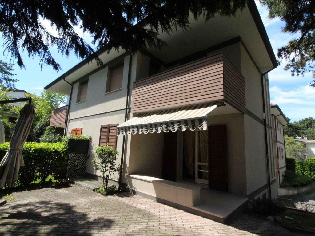 Ferienhaus mit Klimaanlage und Garten