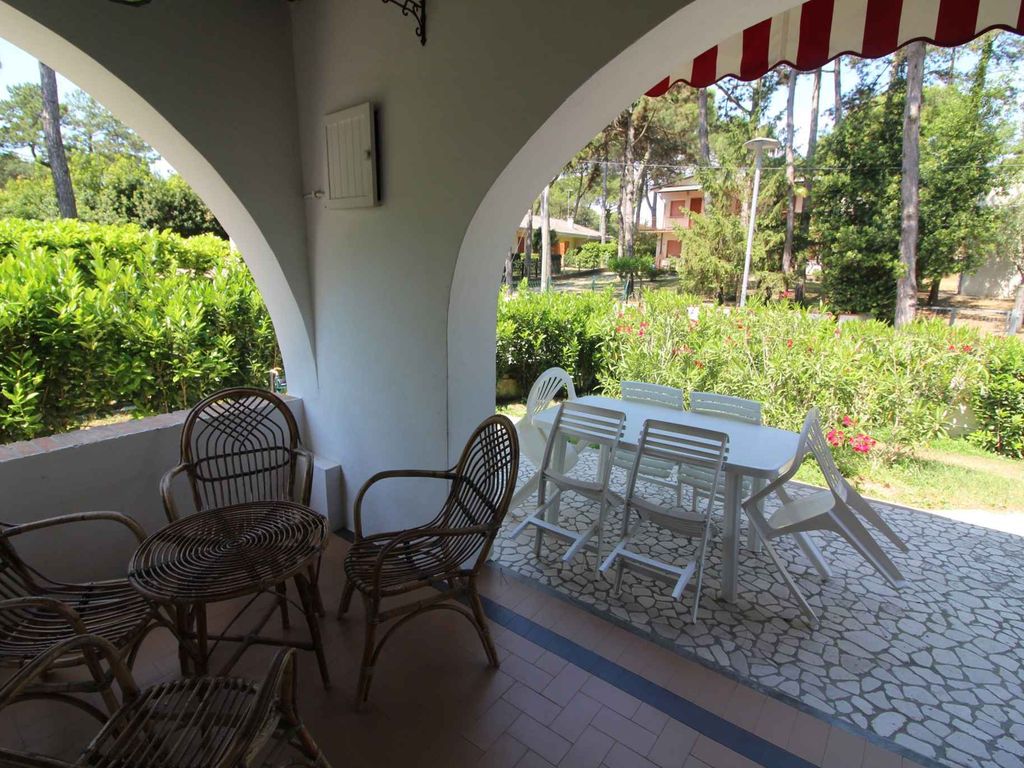 Villa mit Terrasse