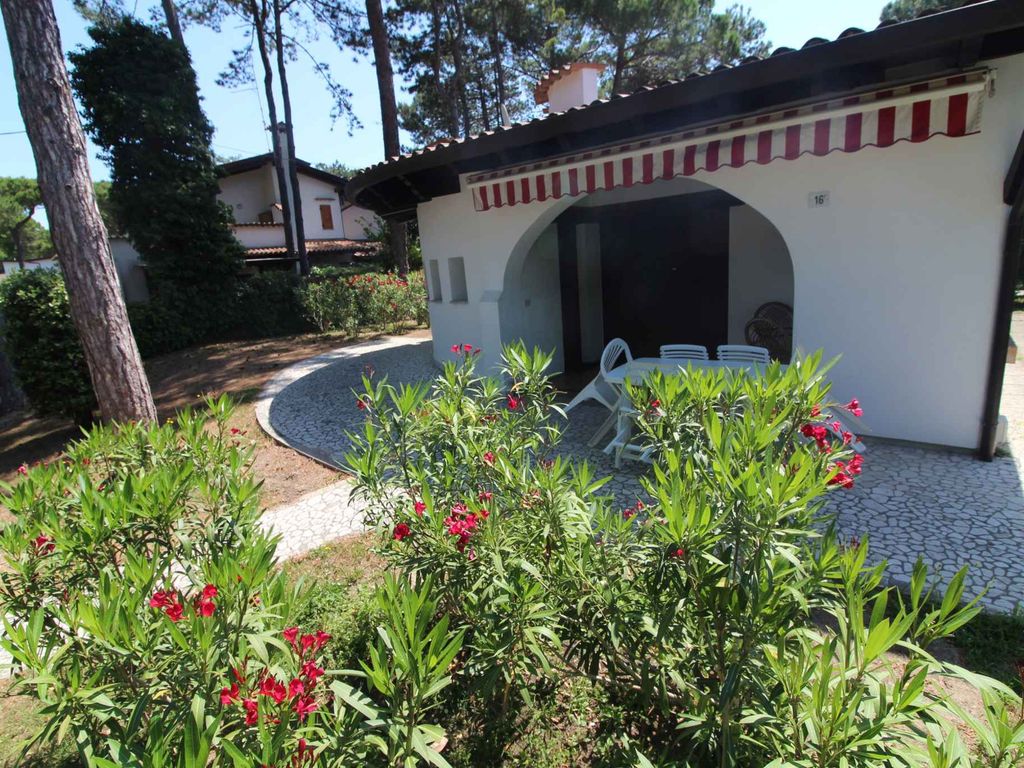 Villa mit Terrasse