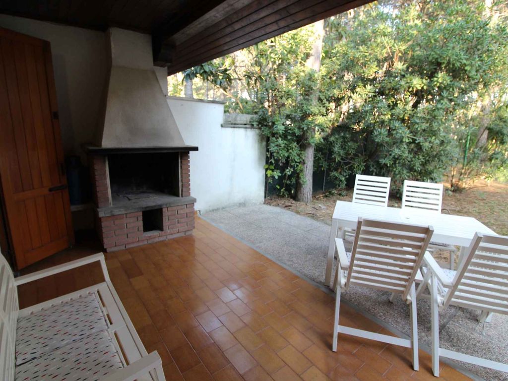 Villa mit Terrasse