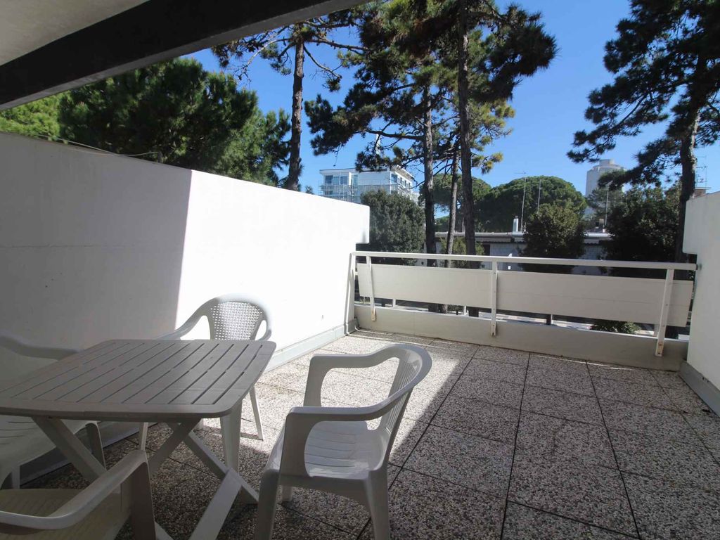 Studio mit Balkon