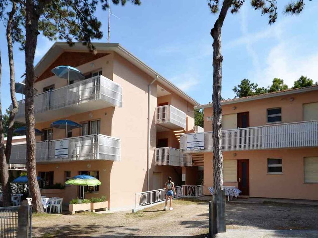 Ferienwohnung mit Klimaanlage und Balkon