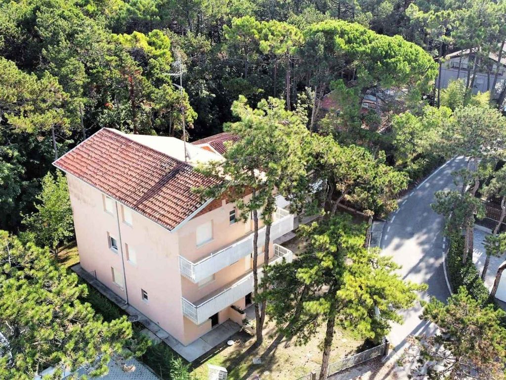 Ferienwohnung mit Klimaanlage und Balkon