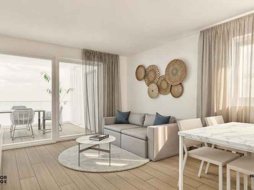 Ferienwohnung mit Klimaanlage und Balkon