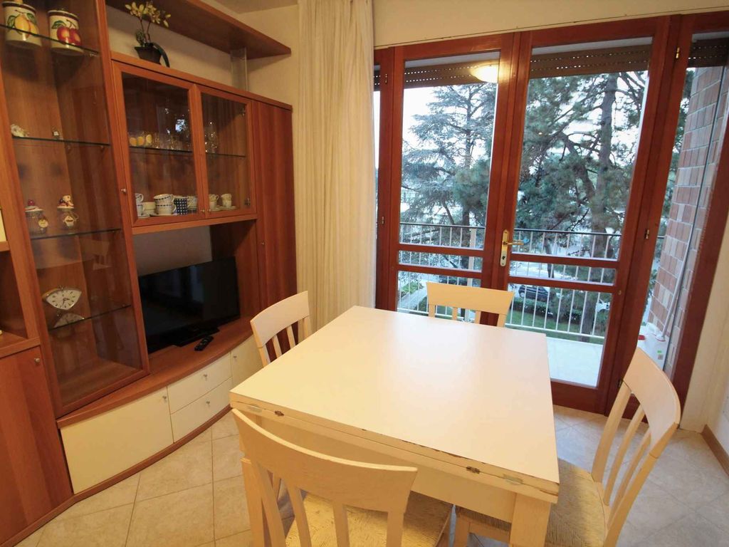 Ferienwohnung mit Klimaanlage und Balkon
