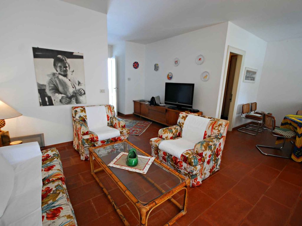 Ferienwohnung mit Klimaanlage und Garten