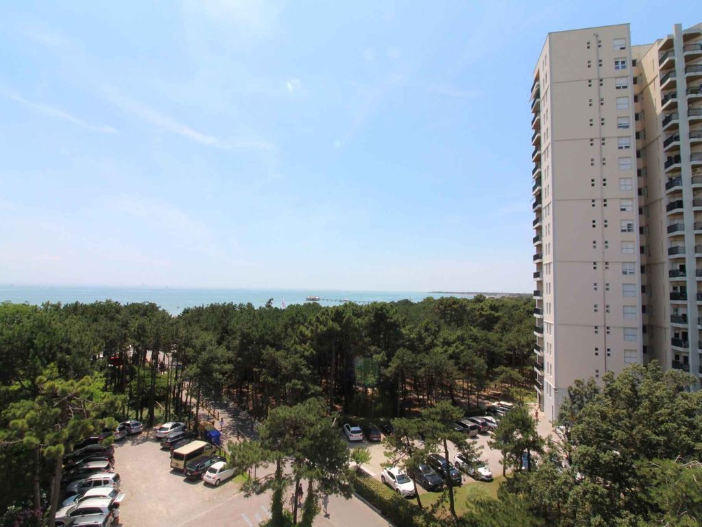 Ferienwohnung mit Klimaanlage und Balkon mit Meerblick