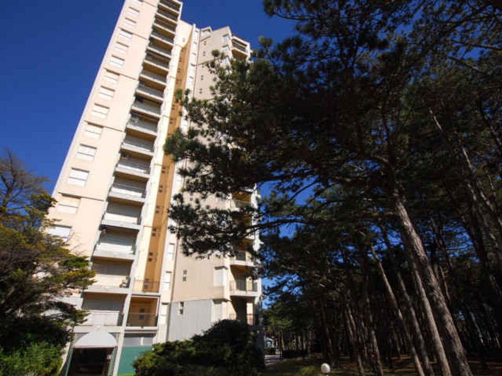 Ferienwohnung mit Klimaanlage und Balkon mit Meerblick
