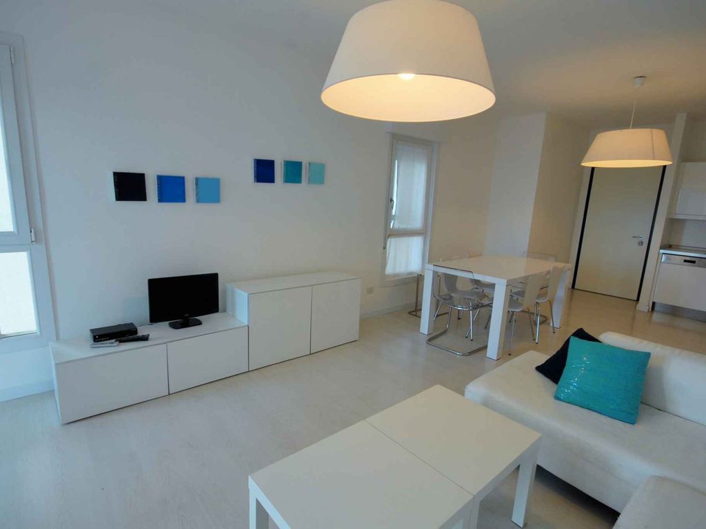 Ferienwohnung mit Klimaanlage und Balkon mit Meerblick