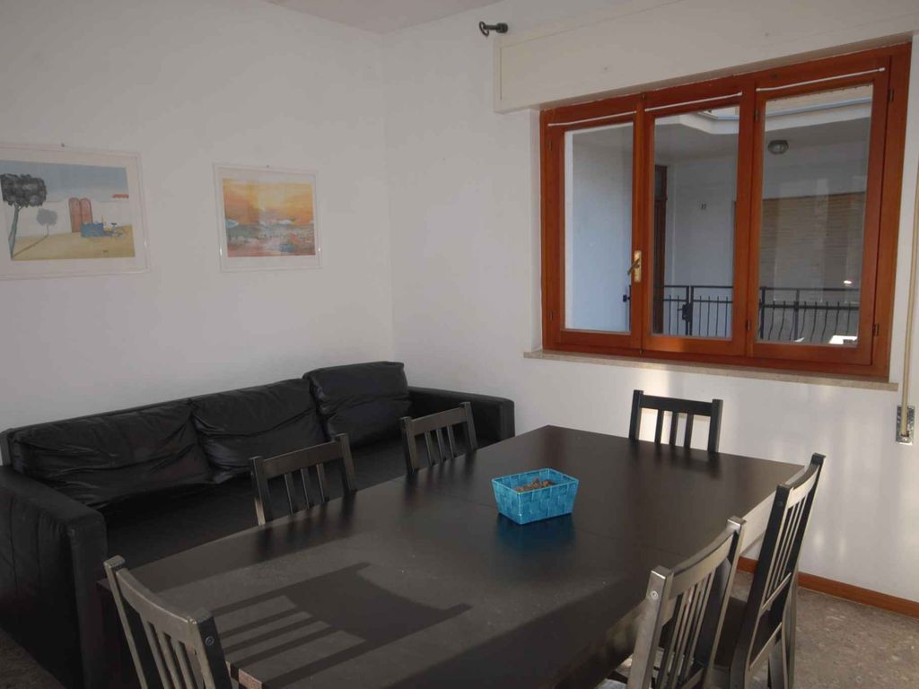 Ferienwohnung mit Klimaanlage, Terrasse und Garten