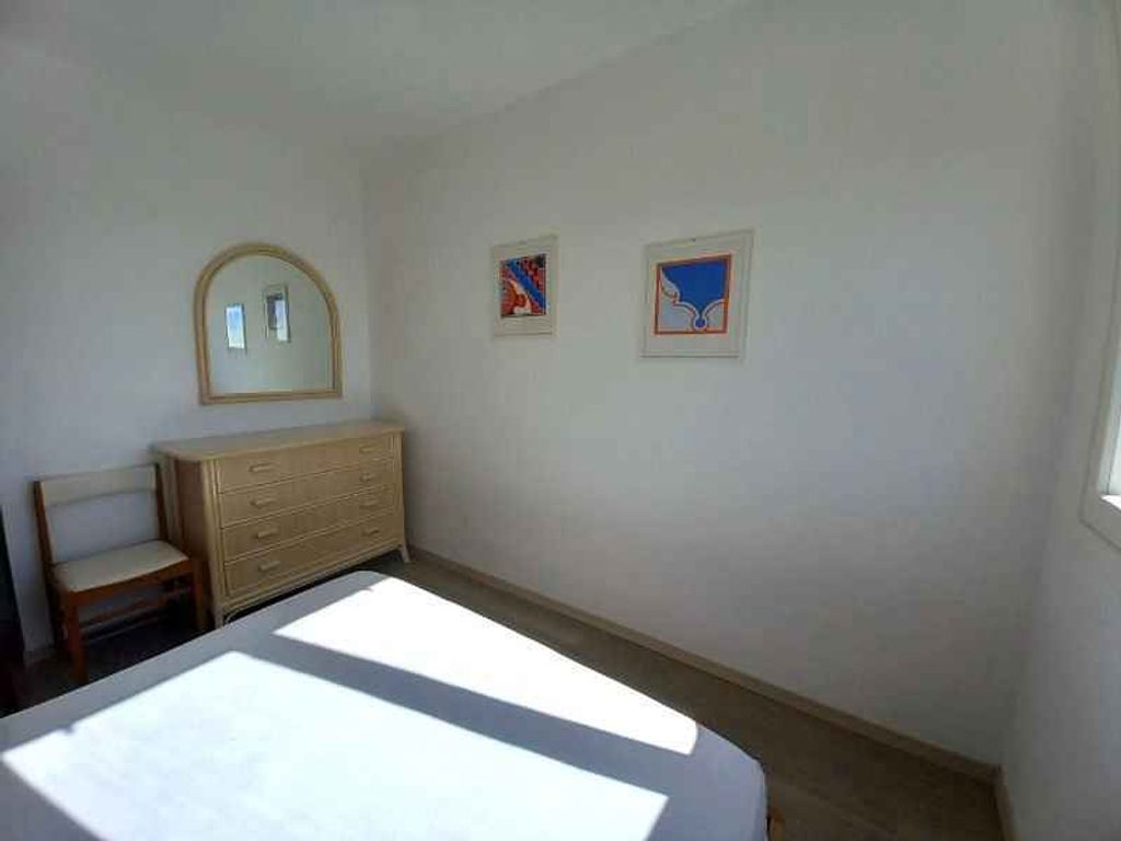 Ferienwohnung mit Klimaanlage und Balkon mit Meerblick