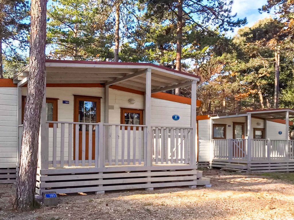 Mobilehome mit Schwimmbad