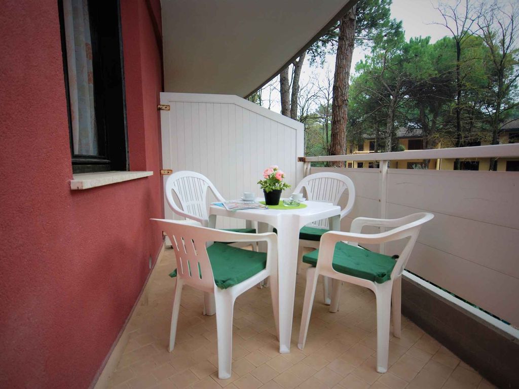 Ferienwohnung mit Balkon und Pool