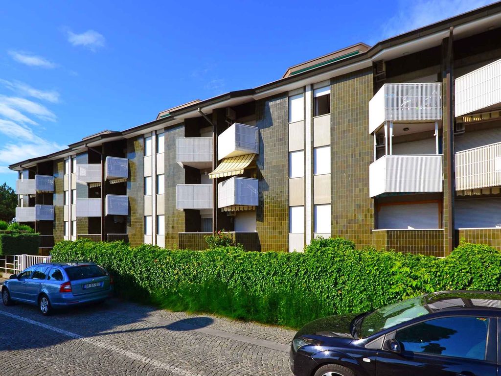 Ferienwohnung mit Klimaanlage und Balkon