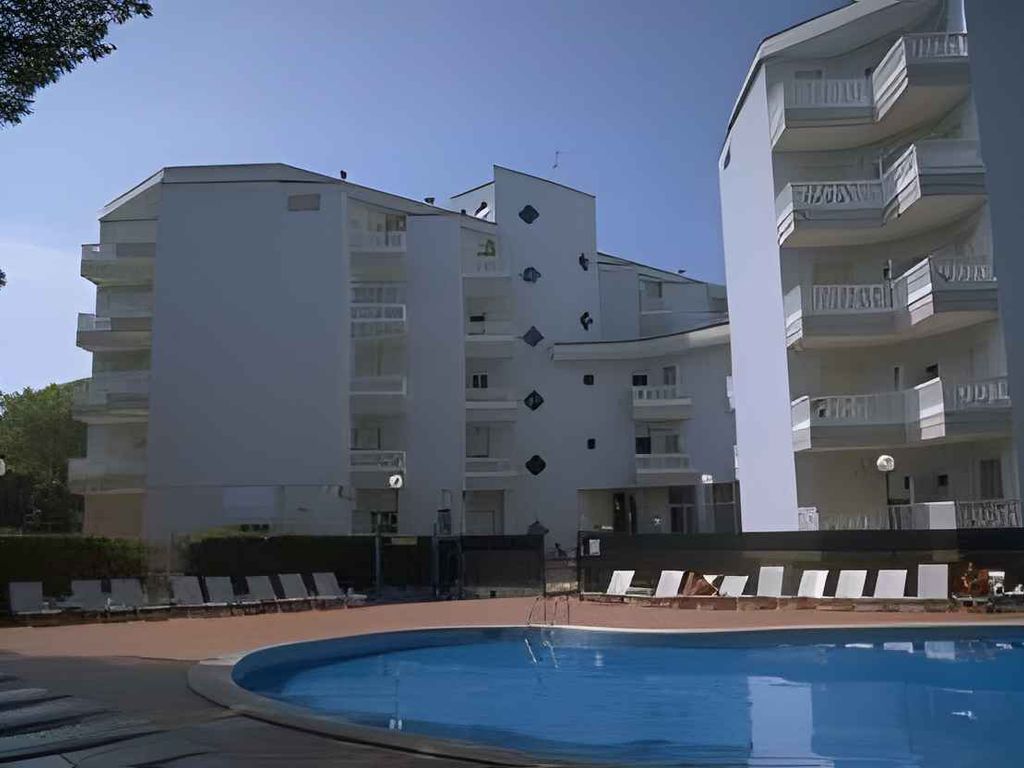Ferienwohnung 200 m zur Adria mit Gartengrundstück