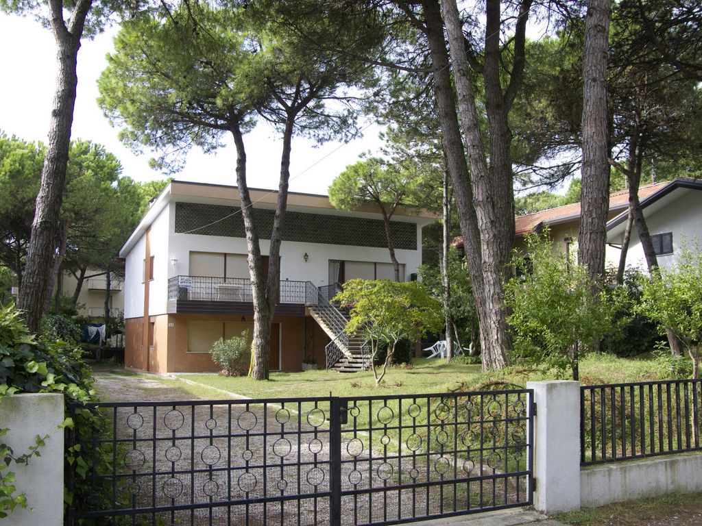 Ferienwohnung mit Klimaanlage und Terrasse in Lignano