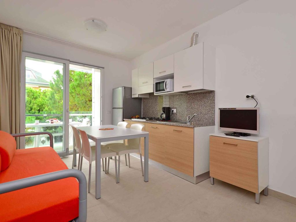 Ferienwohnung mit Klimaanlage und Pool in der Nähe vom Strand