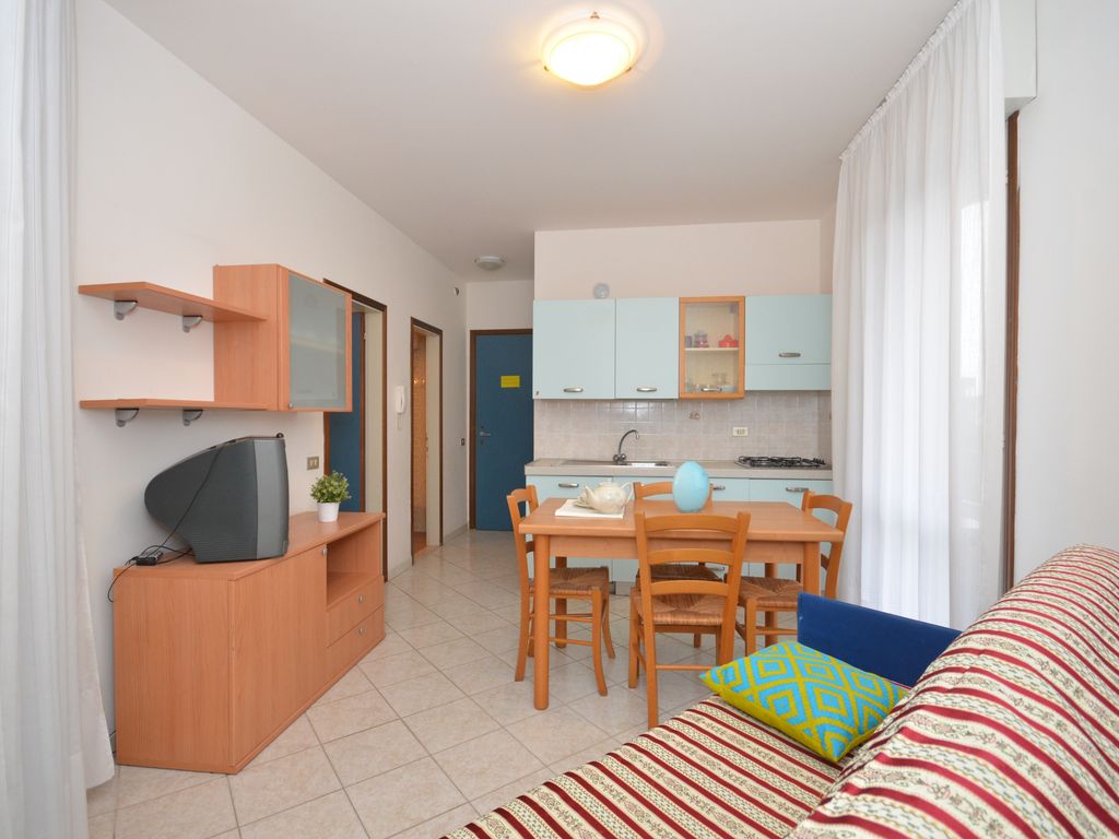 Ferienwohnung mit Klimaanlage und Balkon