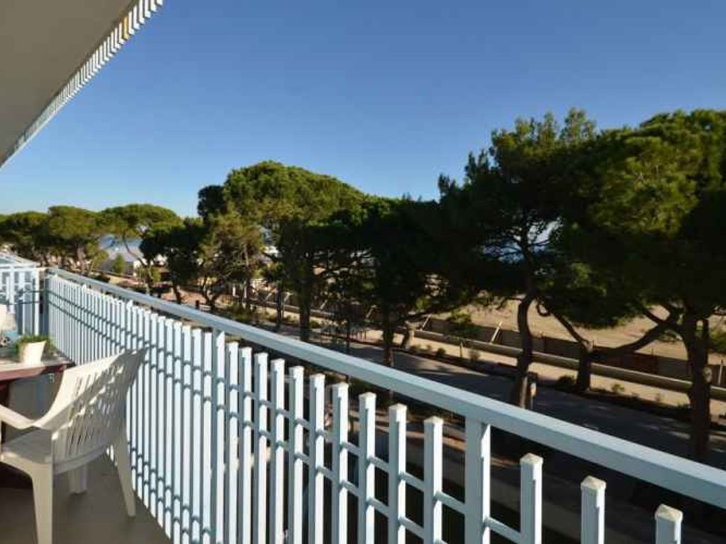 Ferienwohnung mit Klimaanlage und Balkon