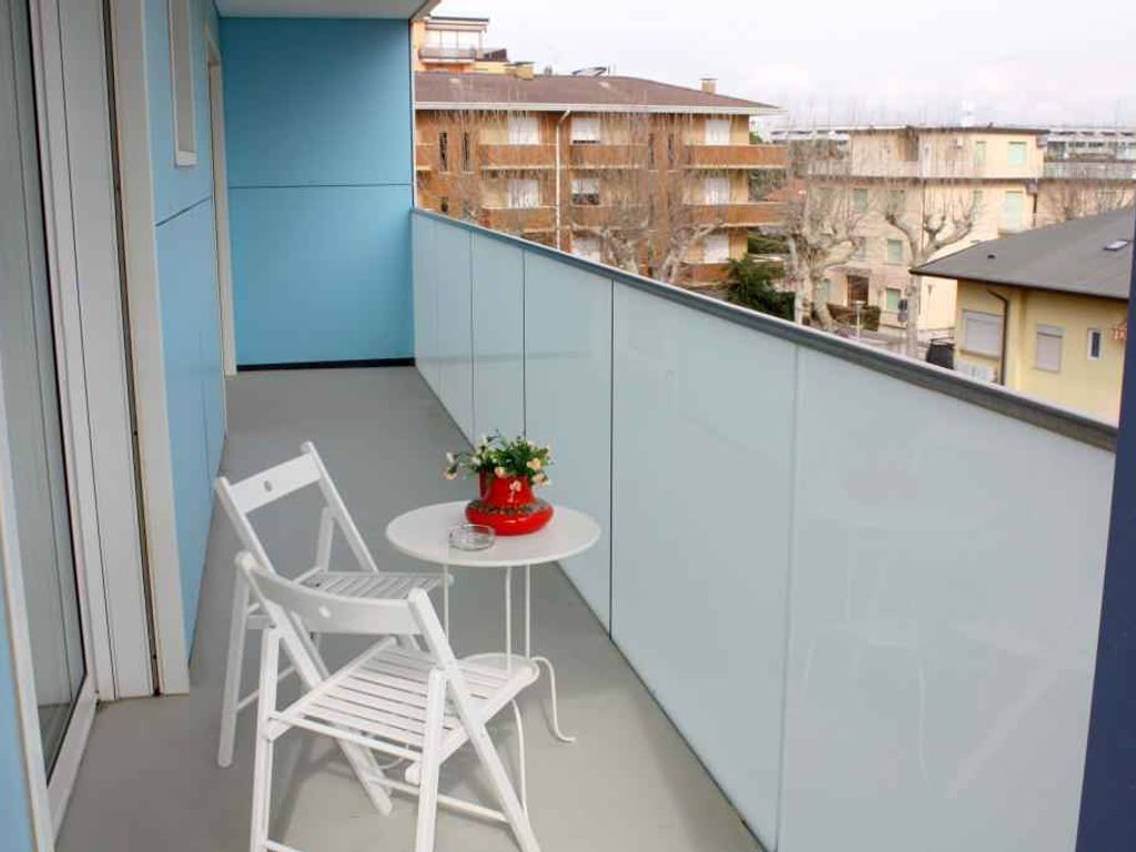 Ferienwohnung mit Klimaanlage und Balkon in Lignano