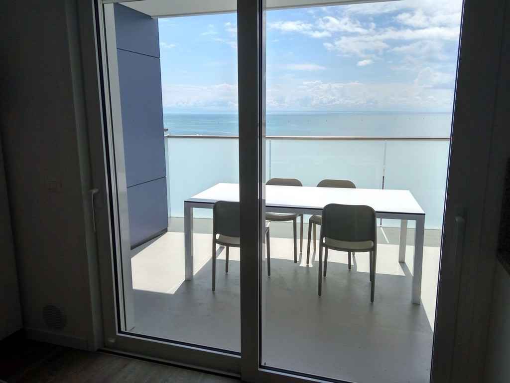 Ferienwohnung mit Balkon und Panoramameeresblick