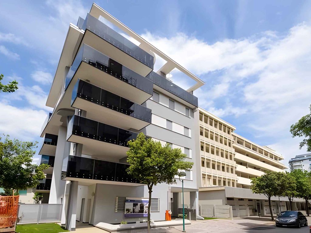 Ferienwohnung mit Balkon und Klimaanlage