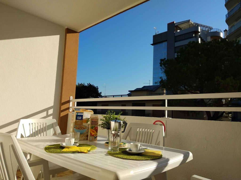 Ferienwohnung mit Balkon und Klimaanlage