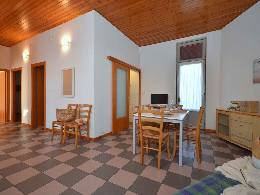 Ferienwohnung mit Klimaanlage und Garten
