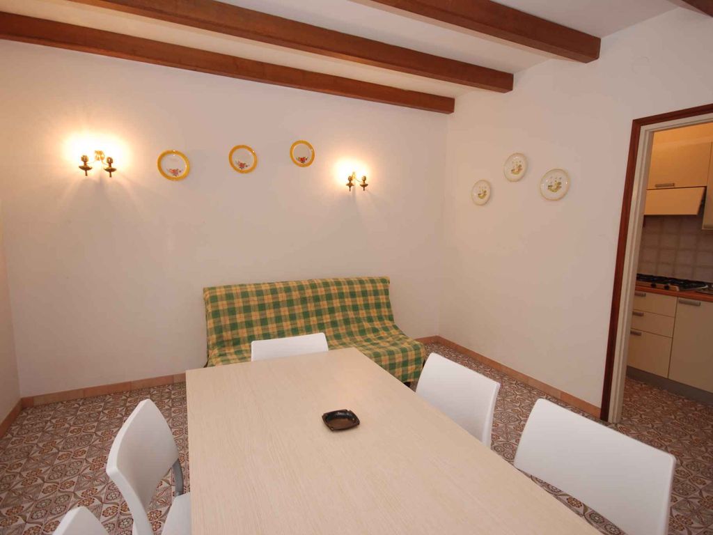 Ferienhaus mit Garten und Klimaanlage