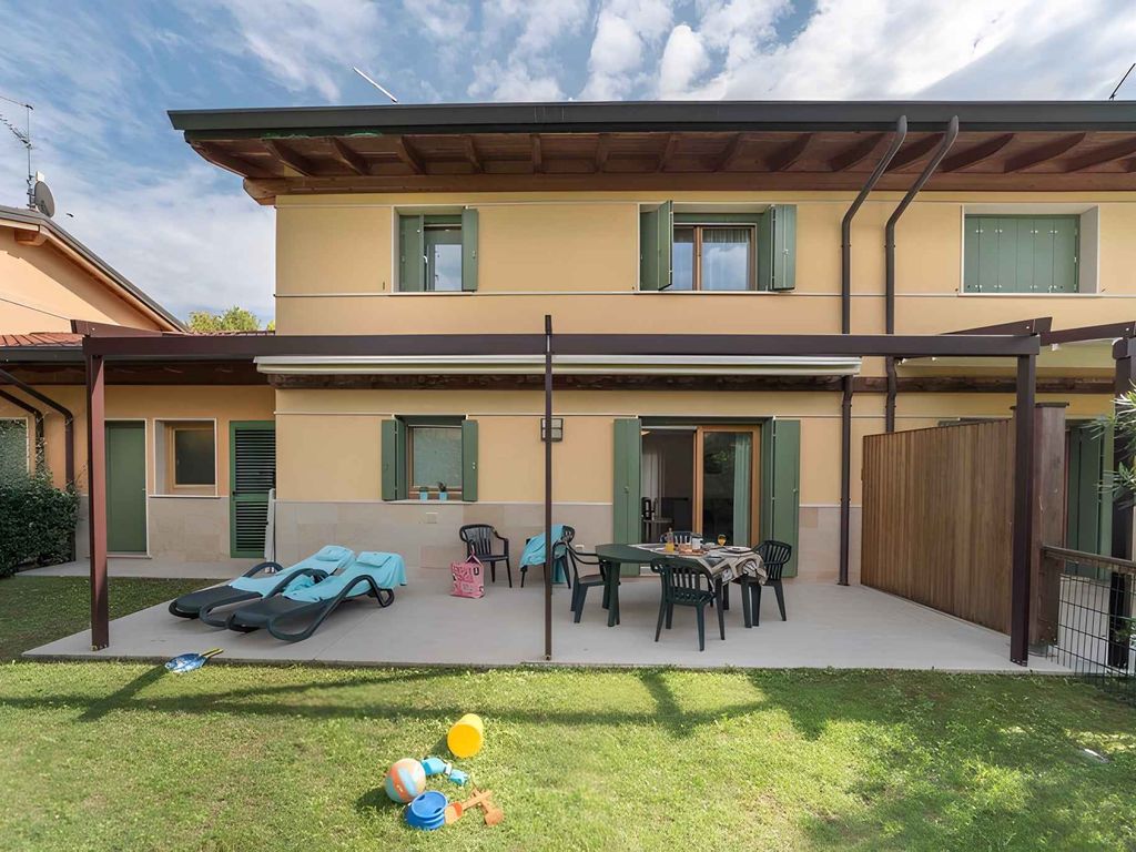 Ferienhaus mit Klimaanlage und Terrasse