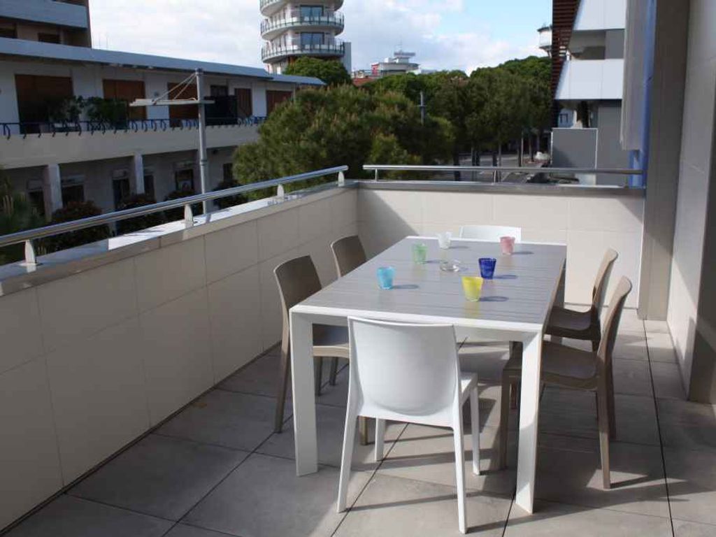 Ferienwohnung mit Balkon im Herzen von Lignano Sabbiadoro