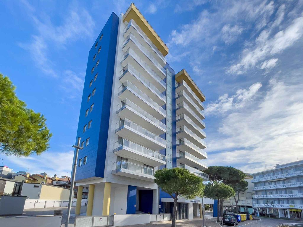 Ferienwohnung mit Balkon im Herzen von Lignano Sabbiadoro