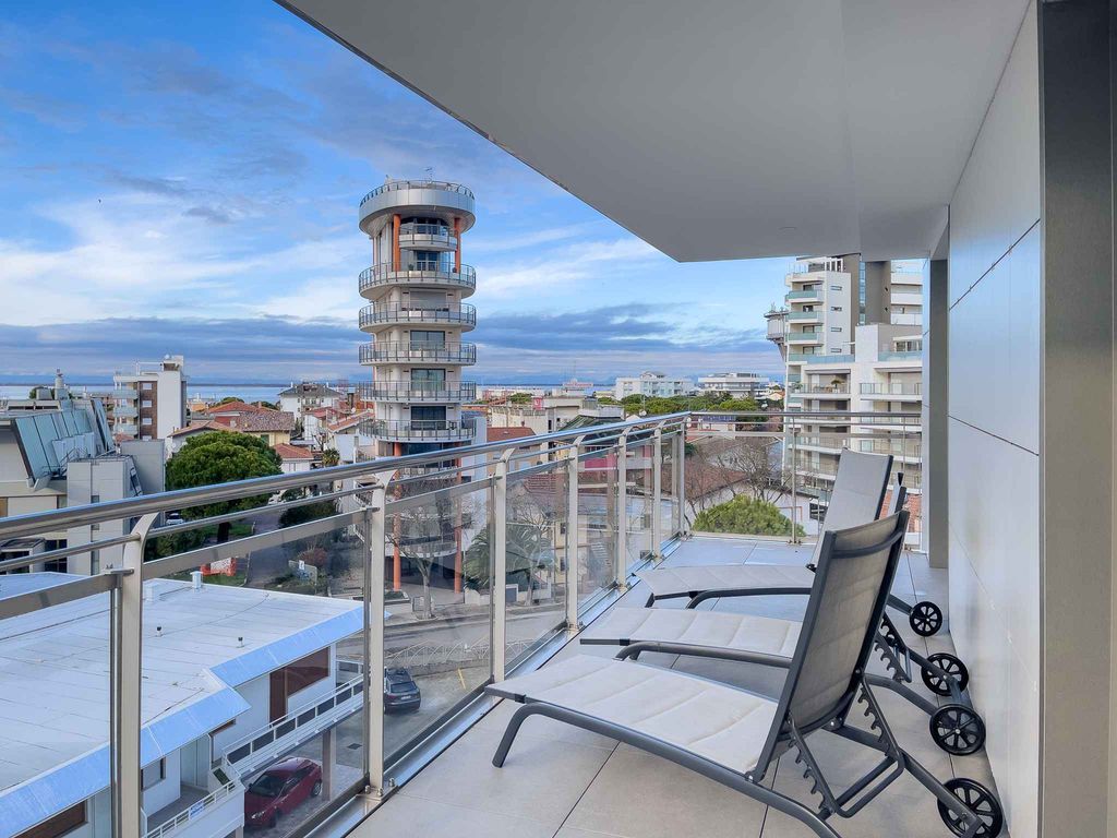 Ferienwohnung mit Balkon und Klimaanlage