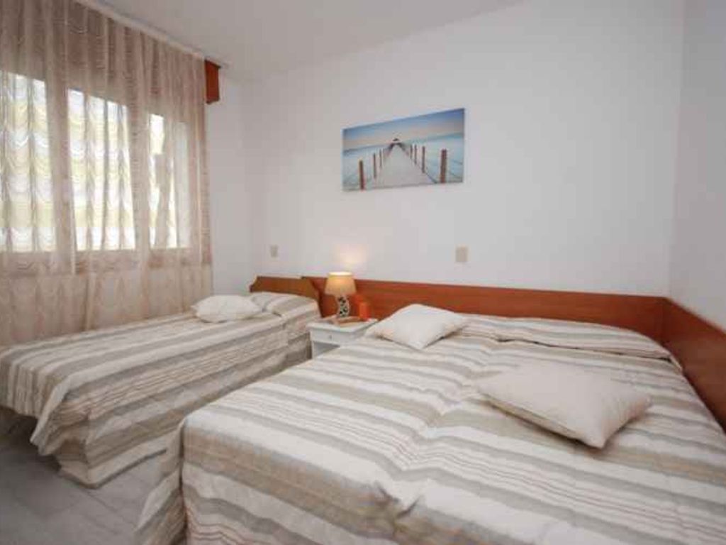 Ferienwohnung mit Klimaanlage und Balkon