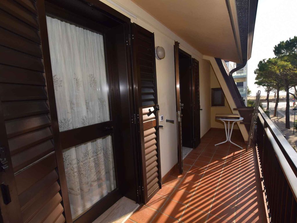 Ferienwohnung mit Klimaanlage und Balkon