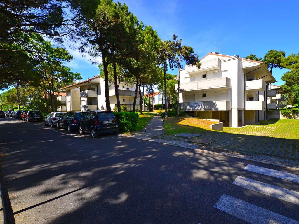Ferienwohnung mit Klimaanlage, Balkon und Pool