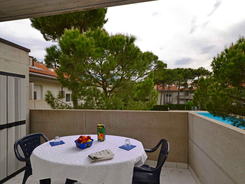 Ferienwohnung mit Klimaanlage, Balkon und Pool
