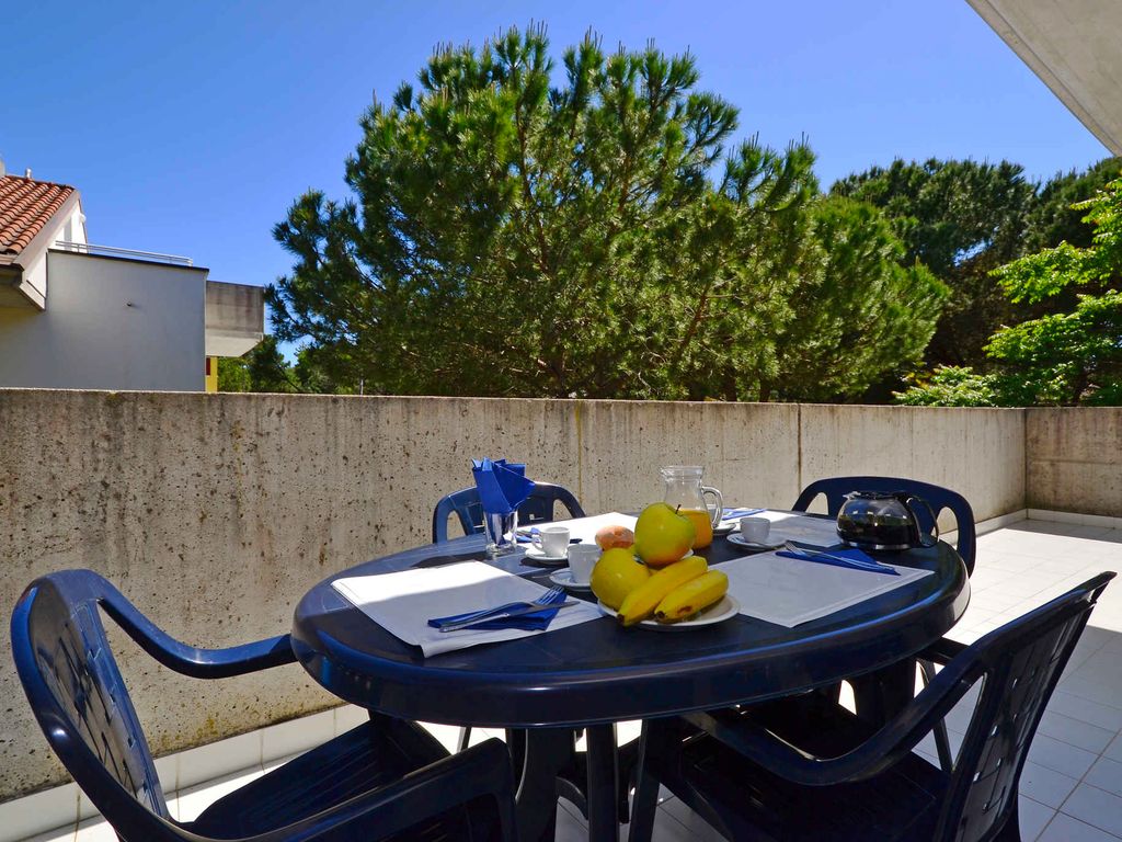 Ferienwohnung mit Klimaanlage, Balkon und Pool