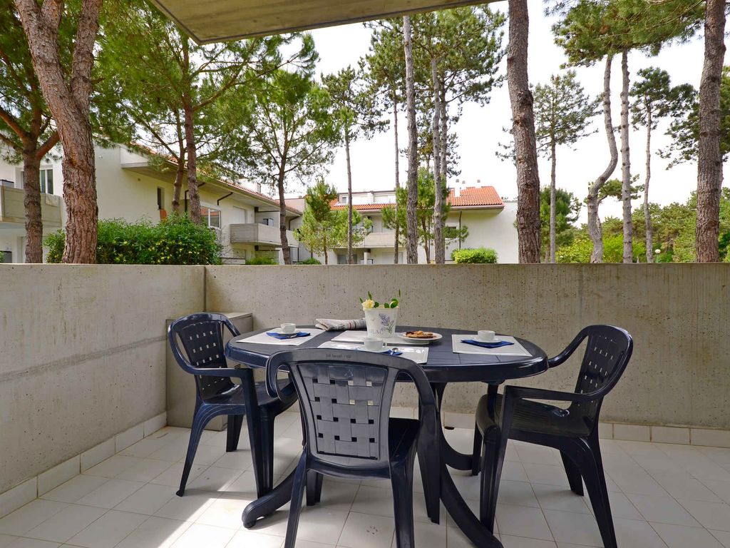 Ferienwohnung mit Klimaanlage, Balkon und Pool