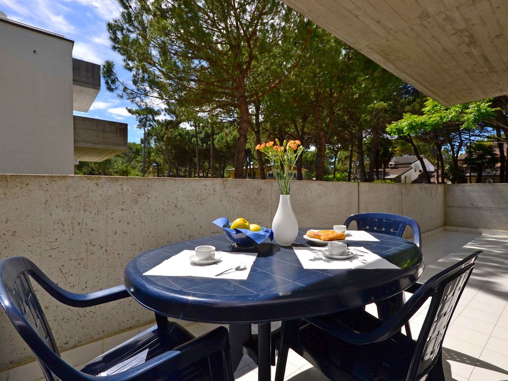 Ferienwohnung mit Klimaanlage, Balkon und Pool