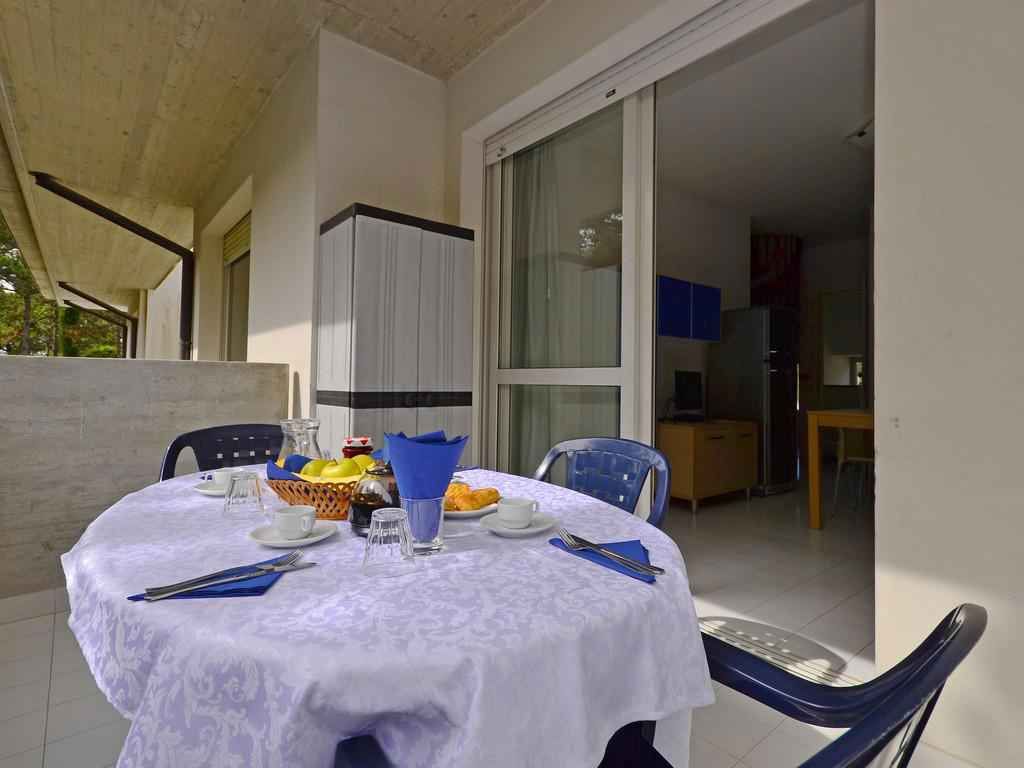 Ferienwohnung mit Klimaanlage, Balkon und Pool