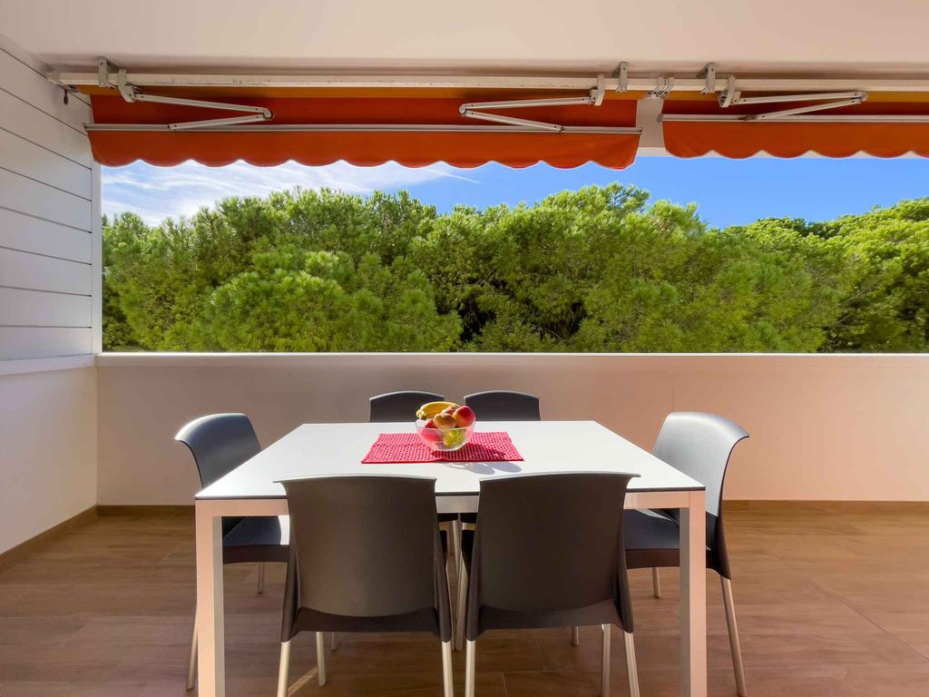 Ferienwohnung mit Klimaanlage und Balkon