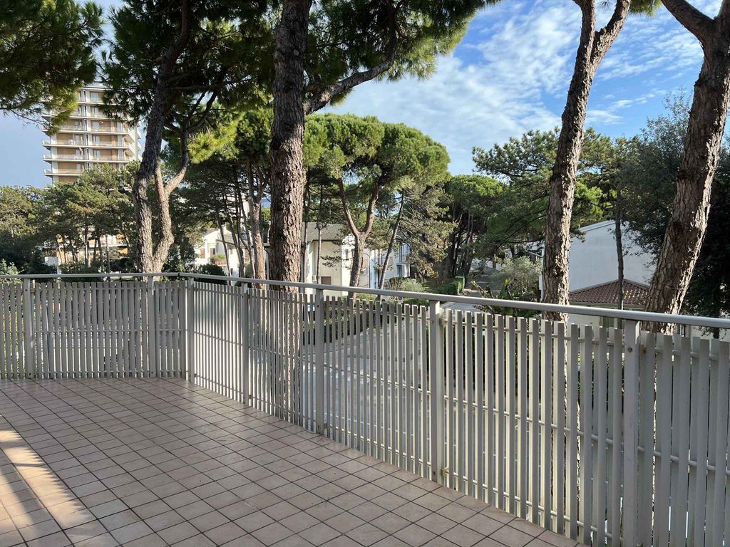 Ferienwohnung mit Klimaanlage und Balkon