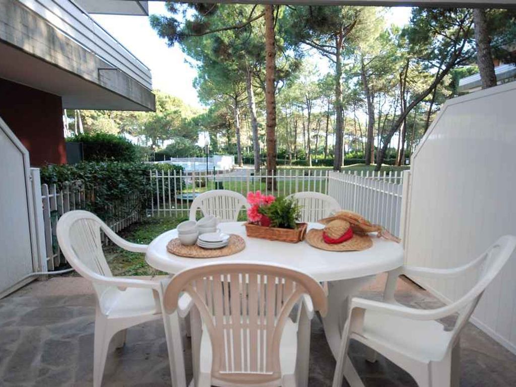 Ferienwohnung mit Terrasse und Pool